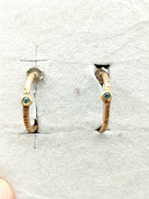 将图片加载到图库查看器,Orecchini bronzo, Topazi azzurri JINN lo
