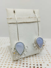 将图片加载到图库查看器,Orecchini silver, calcedonio PRIMITIVI
