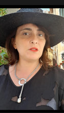 Carica l'immagine nel visualizzatore di Gallery, Collana argento e perla MONOC BIG WHITE