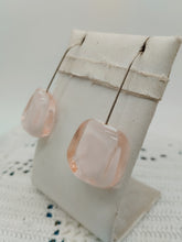 将图片加载到图库查看器,Orecchini vetro QUADRO Rosa chiaro
