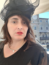 Carica l'immagine nel visualizzatore di Gallery, Collana argento e perla MEZZA LUNA