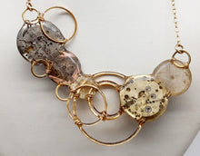 Carica l'immagine nel visualizzatore di Gallery, Collana con orologi 263
