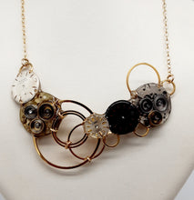 Carica l'immagine nel visualizzatore di Gallery, Collana con orologi 263