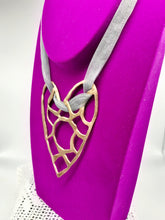 Carica l'immagine nel visualizzatore di Gallery, Collana  bronzo ❤️ Cuore