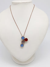 Carica l'immagine nel visualizzatore di Gallery, Collana bronzo e smalto/enamel