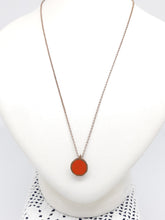 Carica l'immagine nel visualizzatore di Gallery, Collana bronzo e smalto/enamel double face