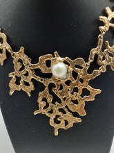 Carica l'immagine nel visualizzatore di Gallery, Collana gold plated e perla SEGNO
