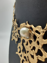Carica l'immagine nel visualizzatore di Gallery, Collana gold plated e perla SEGNO