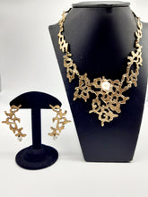 Carica l'immagine nel visualizzatore di Gallery, Collana gold plated e perla SEGNO