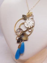 Carica l'immagine nel visualizzatore di Gallery, Collana con orologi GIADA Turchese 234
