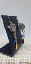 Carica l'immagine nel visualizzatore di Gallery, Orecchini con orologi STEAM PUNK