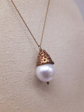 将图片加载到图库查看器,Collana bronzo e perla scaramozza VULCANO