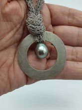 Carica l'immagine nel visualizzatore di Gallery, Collana argento e Perla Tahiti