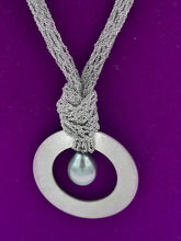 Carica l'immagine nel visualizzatore di Gallery, Collana argento e Perla Tahiti