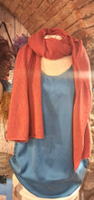 Carica l'immagine nel visualizzatore di Gallery, Stola Cashmere ROSE