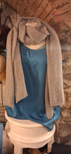 Carica l'immagine nel visualizzatore di Gallery, Stola Cashmere GREY