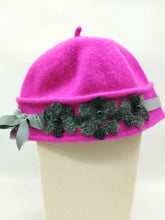 Carica l&#39;immagine nel visualizzatore di Gallery, Cappello - Winter&#39;s hat