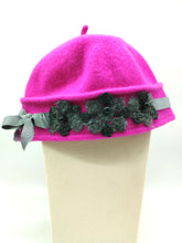 Carica l&#39;immagine nel visualizzatore di Gallery, Cappello - Winter&#39;s hat