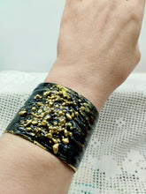 Carica l&#39;immagine nel visualizzatore di Gallery, Bracciale bronzo e smalto BAHARY nero