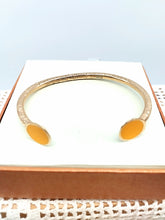 Carica l&#39;immagine nel visualizzatore di Gallery, Bracciale bronzo e smalto GIALLO