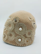 Carica l&#39;immagine nel visualizzatore di Gallery, Cappello - Winter&#39;s hat CAMMELLO