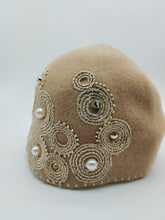 Carica l&#39;immagine nel visualizzatore di Gallery, Cappello - Winter&#39;s hat CAMMELLO