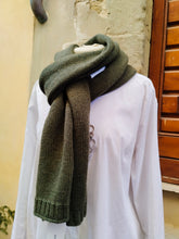 Carica l&#39;immagine nel visualizzatore di Gallery, Sciarpa Cashmere Costine GREEN ARMY