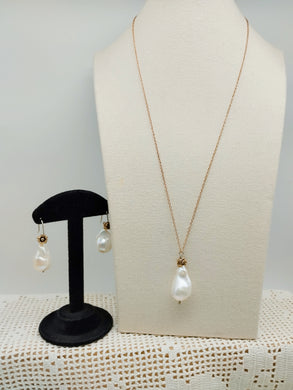 Collana bronzo e perla scaramozza FIORE
