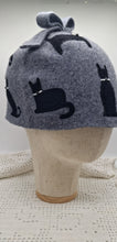 Carica l'immagine nel visualizzatore di Gallery, Cappello - Winter's hat CAT 7638