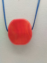 Carica l&#39;immagine nel visualizzatore di Gallery, Collana vetro Sasso Orange