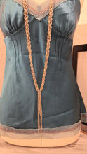 将图片加载到图库查看器，Collana Ricamo a V