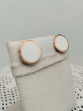 将图片加载到图库查看器，Orecchini smalto LOBO WHITE
