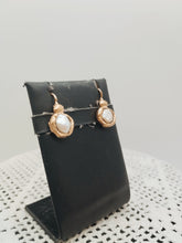 将图片加载到图库查看器，Orecchini Classici Perla