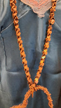 Charger l'image dans la galerie, Collana con grande cuore e molle