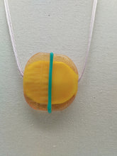 Carica l&#39;immagine nel visualizzatore di Gallery, Collana vetro Satinato