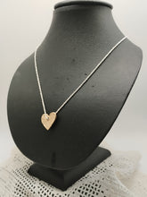 Carica l'immagine nel visualizzatore di Gallery, Collana Argento Cuore