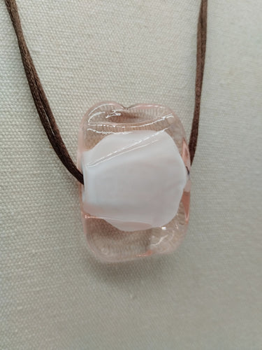 Collana vetro QUADRO Rosa chiaro