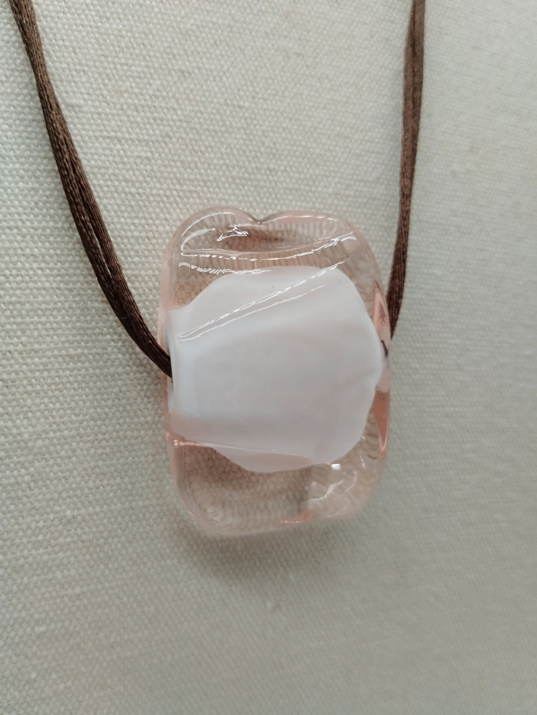 Collana vetro QUADRO Rosa chiaro