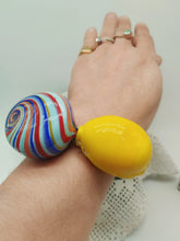 Carica l'immagine nel visualizzatore di Gallery, Bracciale vetro DUO Giallo