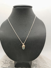 Carica l'immagine nel visualizzatore di Gallery, Collana  Acquamarina