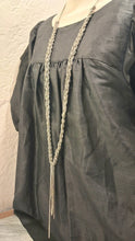 将图片加载到图库查看器，Collana Ricamo a V