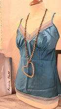 Charger l'image dans la galerie, Collana con grande cuore e molle