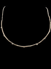 Carica l'immagine nel visualizzatore di Gallery, Collana bronzo PEPITE