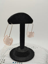 将图片加载到图库查看器，Orecchini vetro QUADRO Rosa chiaro