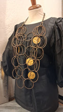 Carica l'immagine nel visualizzatore di Gallery, Collana Medaglie Gold