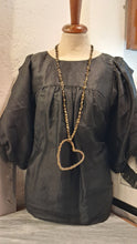 Charger l'image dans la galerie, Collana con grande cuore e molle