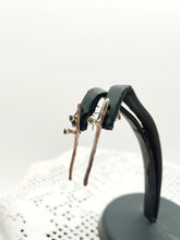 Carica l'immagine nel visualizzatore di Gallery, Orecchini argento e Cromo Diopside MINIMA