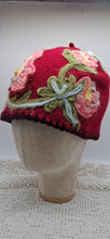 Carica l'immagine nel visualizzatore di Gallery, Cappello - Winter's hat Red 7636