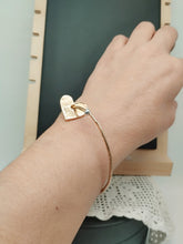 Carica l'immagine nel visualizzatore di Gallery, Bracciale Cuore