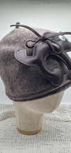 Carica l'immagine nel visualizzatore di Gallery, Cappello - Winter's hat Cane DOG  7661